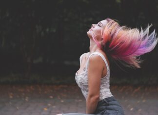 Do czego służą klapki w kolektorze ssącym BMW?