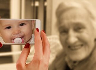 Jaka jest różnica między lusterkiem sferycznym a Asferycznym?