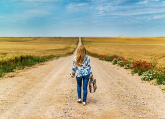 Jak dystans zmienia ET?