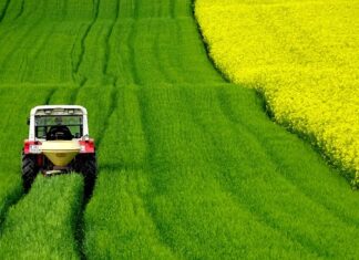 Gdzie produkowane są ciągniki New Holland?