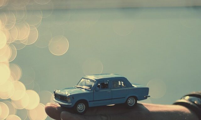 Jak początkowo nim pojawiła się nazwa polonez był w Polsce nazywany ten model? Jak początkowo nim pojawiła się nazwa polonez był w Polsce nazywany ten model?