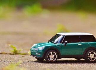 Czy Mini Cooper ma koło zapasowe?