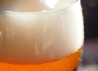 Co dobrze rozpuszcza nagar?