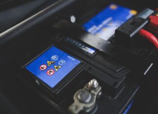 Jak długo wytrzymuje bateria w pilocie samochodowym?