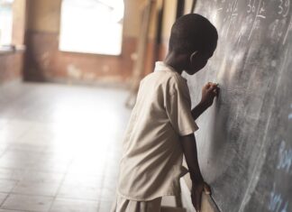 Jak się pisze Claas?