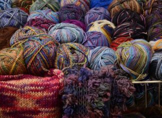 Ile motków wełny na koc?