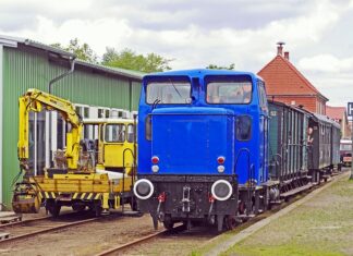 Czym można skleić kolektor wydechowy?